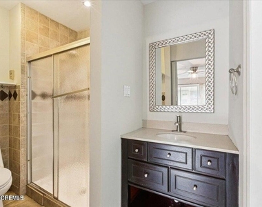 70 Overlook Way - Photo Thumbnail 14