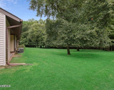 70 Overlook Way - Photo Thumbnail 1