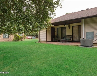 70 Overlook Way - Photo Thumbnail 21