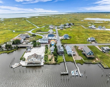 392 Dock Road - Photo Thumbnail 4
