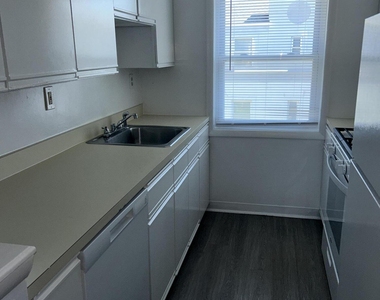 661 Ocean Avenue - Photo Thumbnail 3
