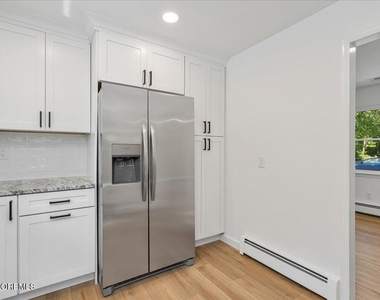 501 Azalea Drive - Photo Thumbnail 11