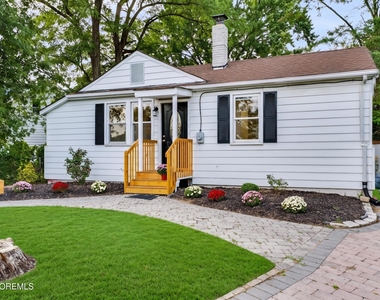 16 Creek Road - Photo Thumbnail 1