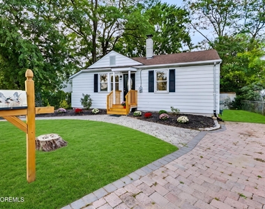 16 Creek Road - Photo Thumbnail 31