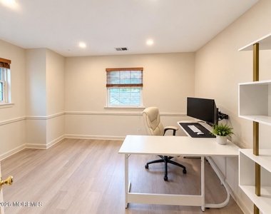 137 Pierce Drive - Photo Thumbnail 15