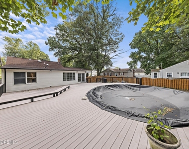 77 Pacific Avenue - Photo Thumbnail 18