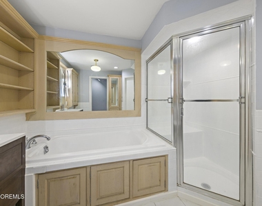 77 Pacific Avenue - Photo Thumbnail 11