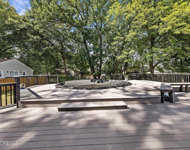 77 Pacific Avenue - Photo Thumbnail 17