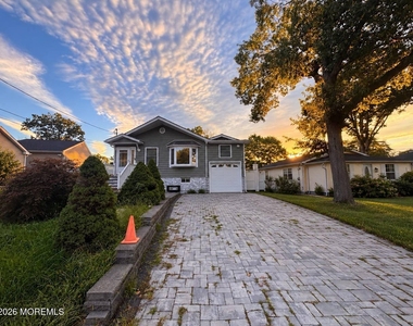 43 Frederick Avenue - Photo Thumbnail 1