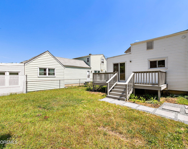 156 Main Street - Photo Thumbnail 29