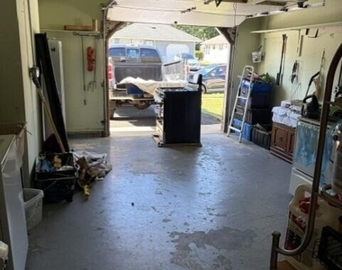 2173 Mount Hood Lane - Photo Thumbnail 12