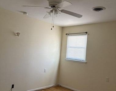 2173 Mount Hood Lane - Photo Thumbnail 9
