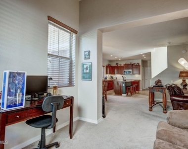 2152 W Monte Cristo Avenue - Photo Thumbnail 9