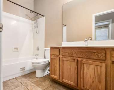 12523 W Estero Lane - Photo Thumbnail 14
