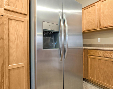 12523 W Estero Lane - Photo Thumbnail 7