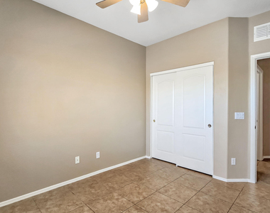 12523 W Estero Lane - Photo Thumbnail 3
