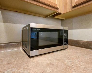 12523 W Estero Lane - Photo Thumbnail 11