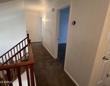 11366 W Buchanan Street - Photo Thumbnail 18