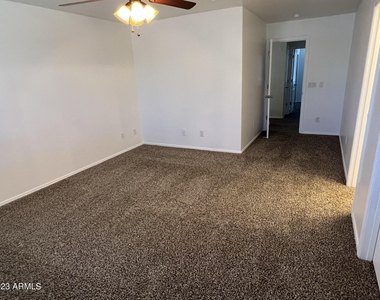 11366 W Buchanan Street - Photo Thumbnail 27