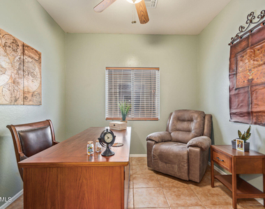 31748 N Blackfoot Drive - Photo Thumbnail 30
