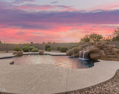 31748 N Blackfoot Drive - Photo Thumbnail 16
