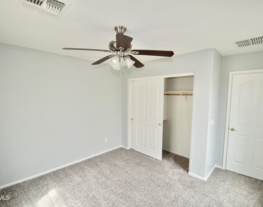 3106 E Andre Avenue - Photo Thumbnail 13