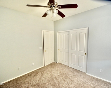 3106 E Andre Avenue - Photo Thumbnail 22
