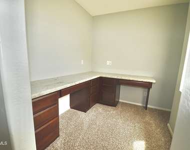 3106 E Andre Avenue - Photo Thumbnail 18