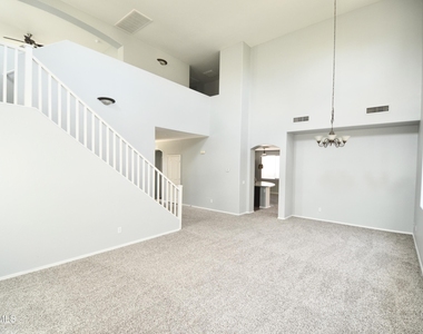 3106 E Andre Avenue - Photo Thumbnail 4