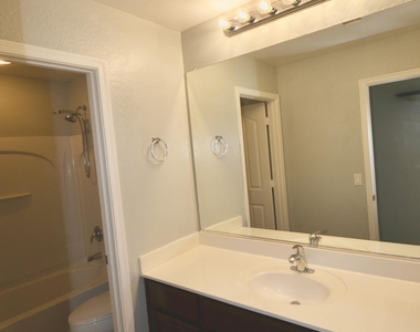 3106 E Andre Avenue - Photo Thumbnail 19