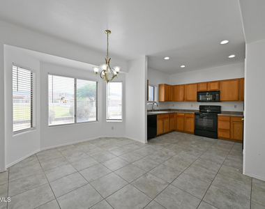 605 W Latona Road - Photo Thumbnail 8