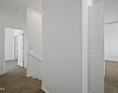 605 W Latona Road - Photo Thumbnail 15
