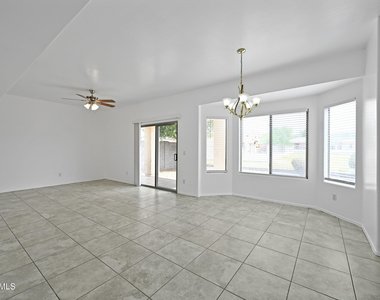 605 W Latona Road - Photo Thumbnail 4