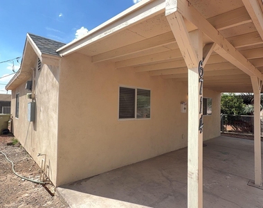 6714 N 54th Avenue - Photo Thumbnail 18