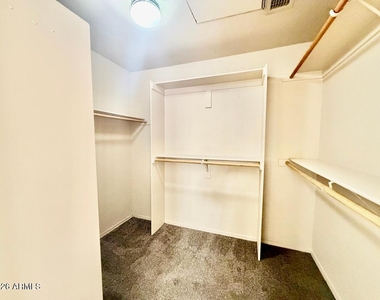 9323 W Harmony Lane - Photo Thumbnail 9