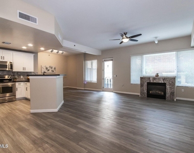 16 W Encanto Boulevard - Photo Thumbnail 2