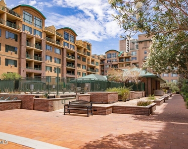 16 W Encanto Boulevard - Photo Thumbnail 24