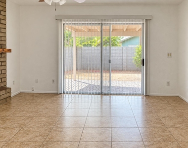 815 W Bluefield Avenue - Photo Thumbnail 6