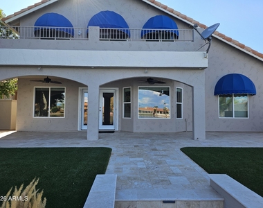 16443 S 34th Way - Photo Thumbnail 30