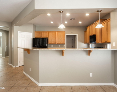 30153 N 71st Drive - Photo Thumbnail 9