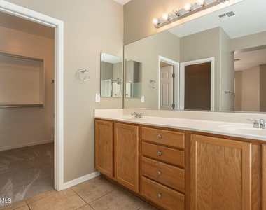 30153 N 71st Drive - Photo Thumbnail 23