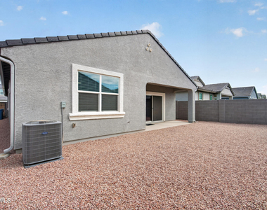 1823 W Sombra Avenue - Photo Thumbnail 35