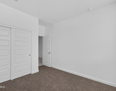 1823 W Sombra Avenue - Photo Thumbnail 21