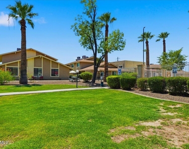 1241 N Granite Reef Road - Photo Thumbnail 25