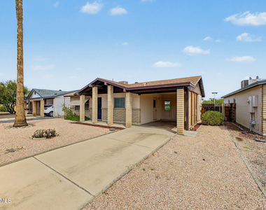 15611 N 22nd Street - Photo Thumbnail 2