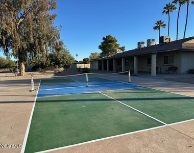 15611 N 22nd Street - Photo Thumbnail 33