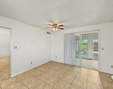 15611 N 22nd Street - Photo Thumbnail 6