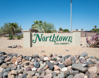 15611 N 22nd Street - Photo Thumbnail 27