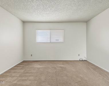 15611 N 22nd Street - Photo Thumbnail 13