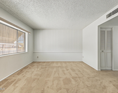 15611 N 22nd Street - Photo Thumbnail 5